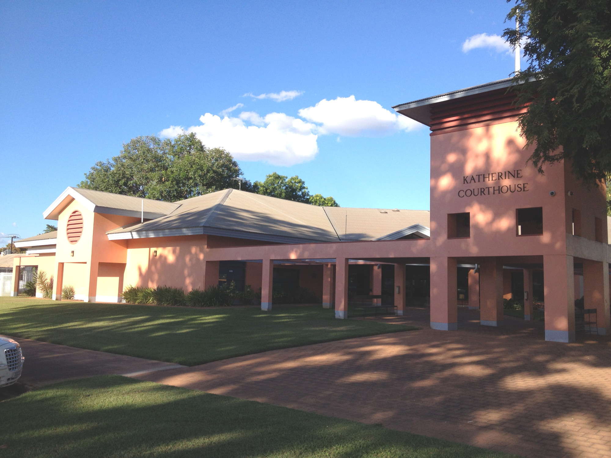 Front of the Katherine Local Court